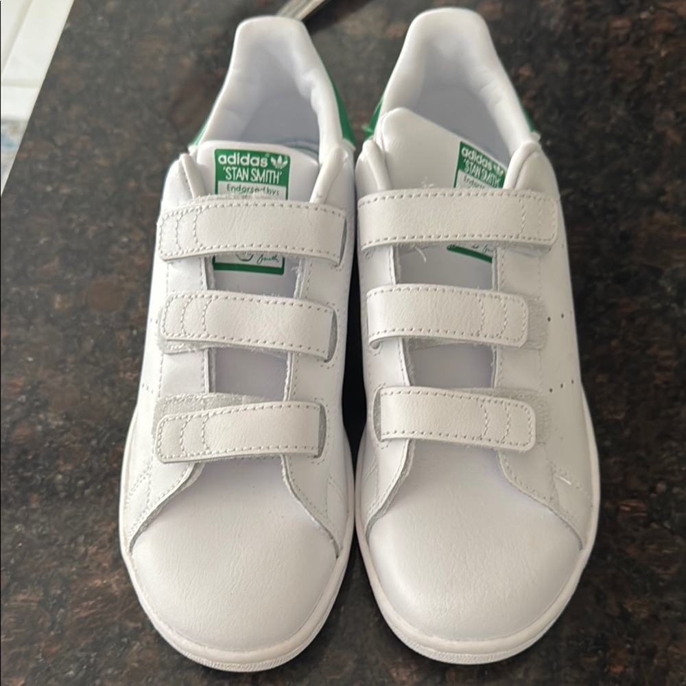 Adidas Kids White Stan Smith Shoes